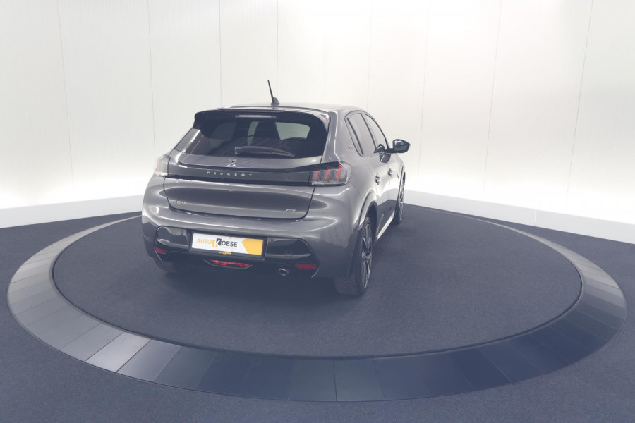 Peugeot 208 PureTech 100 EAT8 GT | Camera | Dodehoekdetectie | Navigatie | Apple Carplay