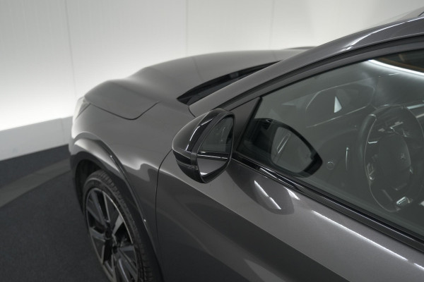 Peugeot 208 PureTech 100 EAT8 GT | Camera | Dodehoekdetectie | Navigatie | Apple Carplay