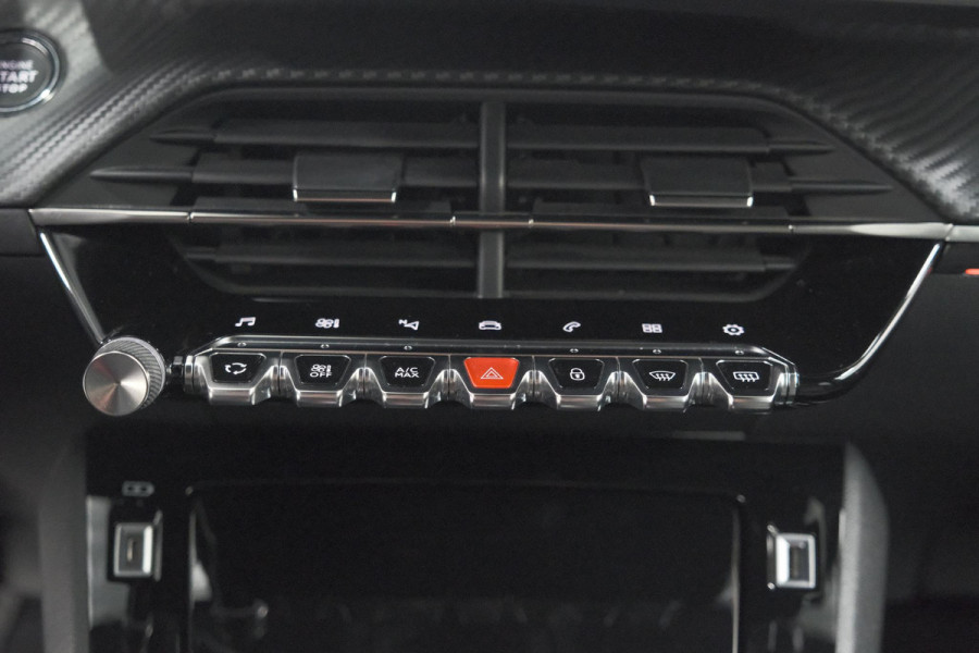 Peugeot 208 PureTech 100 EAT8 GT | Camera | Dodehoekdetectie | Navigatie | Apple Carplay