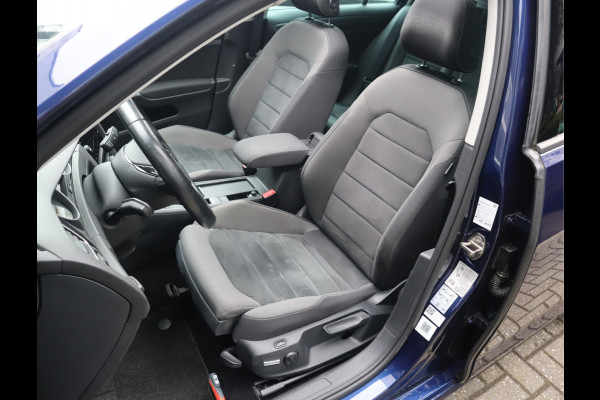 Volkswagen Golf Variant 1.5 TSI Comfortline Business Navi / Pano / ACC / Trekhaak BTW Auto