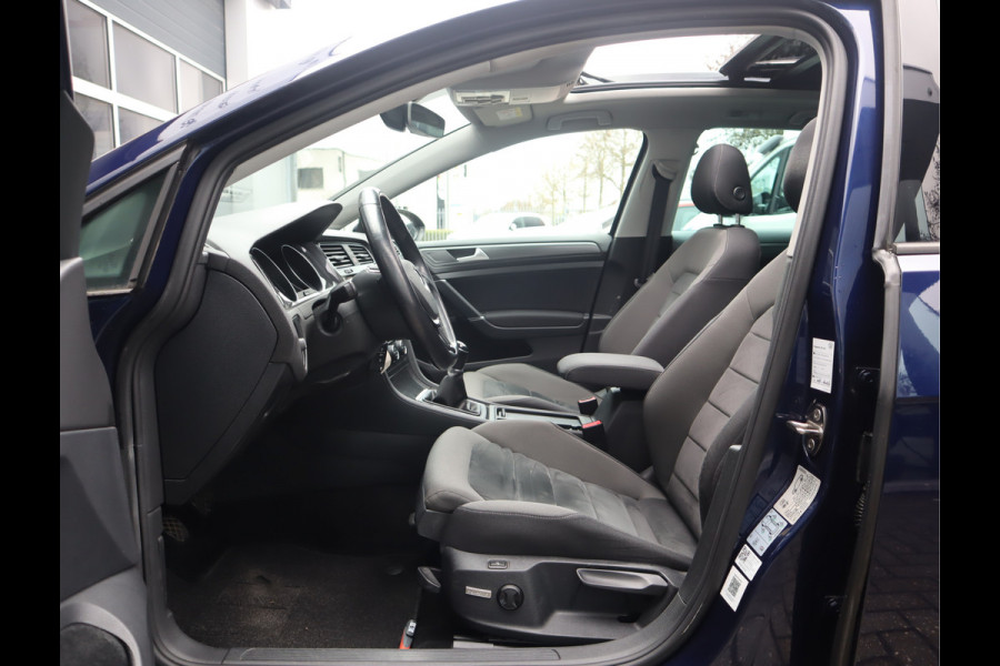 Volkswagen Golf Variant 1.5 TSI Comfortline Business Navi / Pano / ACC / Trekhaak BTW Auto