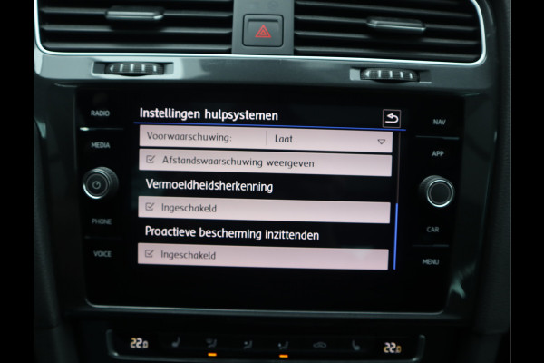 Volkswagen Golf Variant 1.5 TSI Comfortline Business Navi / Pano / ACC / Trekhaak BTW Auto