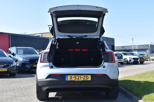 Volvo EX30 Extended Range Plus 69 kWh | Blis | Camera Achter | Elektr. Achterklep | 19'' | PDC V+A