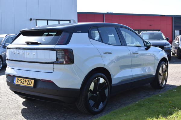 Volvo EX30 Extended Range Plus 69 kWh | Blis | Camera Achter | Elektr. Achterklep | 19'' | PDC V+A