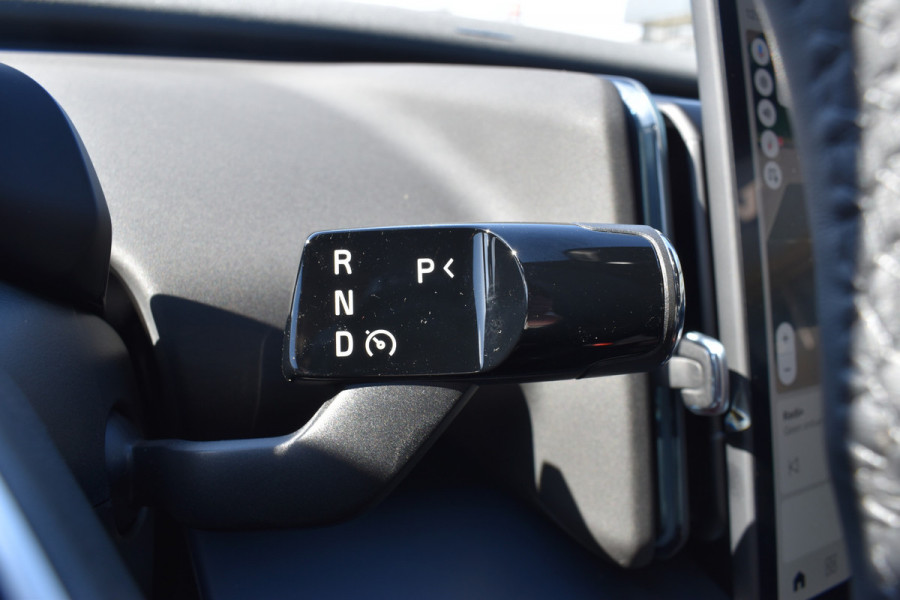 Volvo EX30 Extended Range Plus 69 kWh | Blis | Camera Achter | Elektr. Achterklep | 19'' | PDC V+A