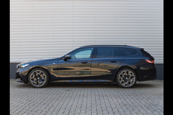 BMW 5 Serie Touring 540d xDrive M-Sport - Individual Leder - Memoryzetels - Driving Assistant