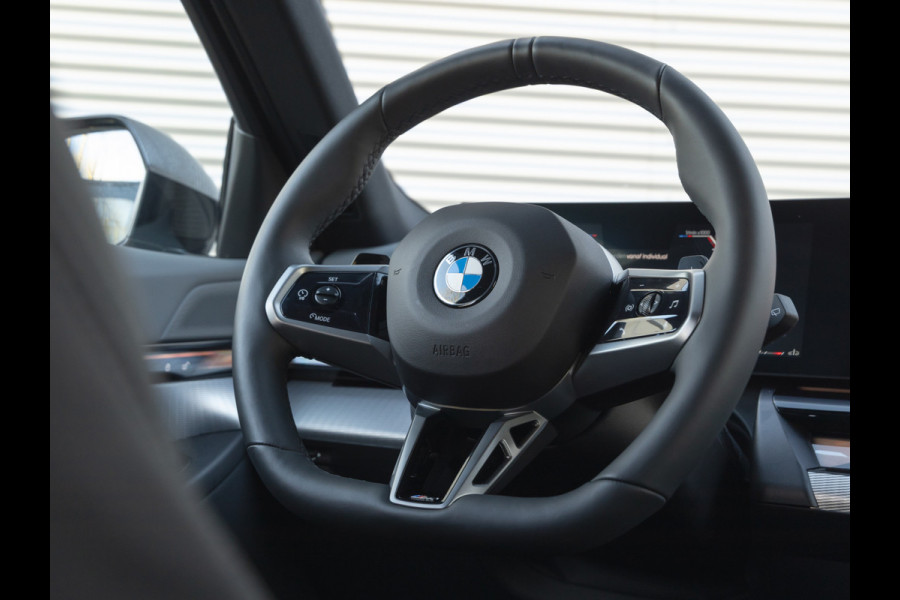 BMW 5 Serie Touring 540d xDrive M-Sport - Individual Leder - Memoryzetels - Driving Assistant