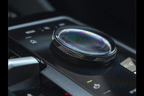 BMW 5 Serie Touring 540d xDrive M-Sport - Individual Leder - Memoryzetels - Driving Assistant