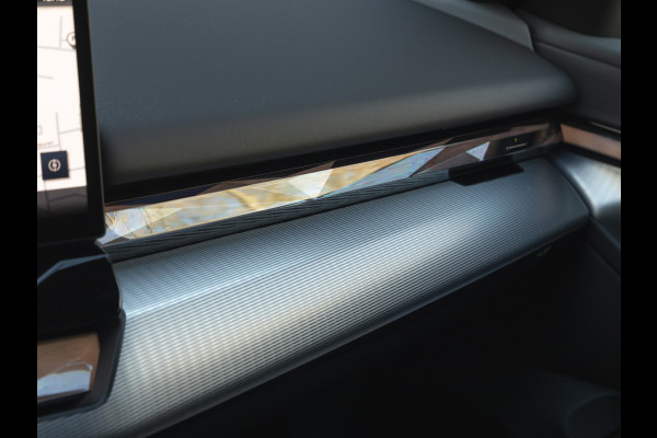 BMW 5 Serie Touring 540d xDrive M-Sport - Individual Leder - Memoryzetels - Driving Assistant