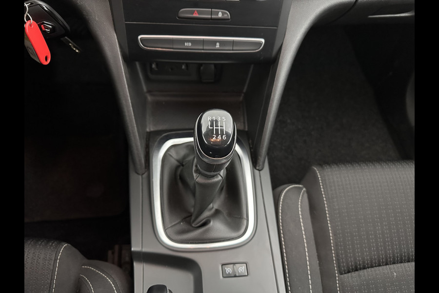 Renault Mégane Estate 1.5 Blue dCi Zen (INCL-BTW) *NAVI-FULLMAP | COMFORT-SEATS | DAB | ECC | PDC | CRUISE | TOWBAR*