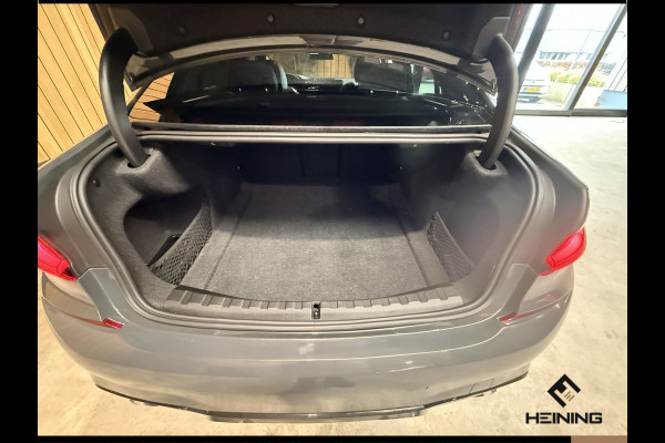 BMW 3 Serie 330D High Executive Edition. M sport M performance. Eerste eigenaar met NAP