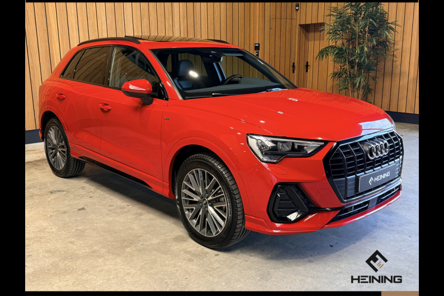 Audi Q3 45 TFSI e S edition. Pano. 2X S-Line. Apple-carplay. Blackline. 19 inch.