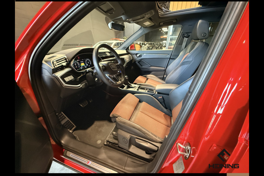 Audi Q3 45 TFSI e S edition. Pano. 2X S-Line. Apple-carplay. Blackline. 19 inch.