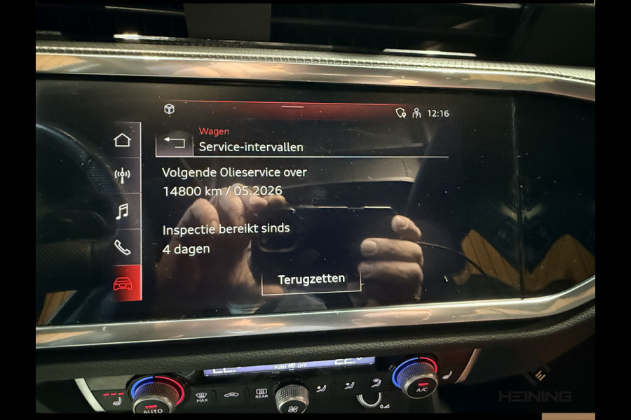 Audi Q3 45 TFSI e S edition. Pano. 2X S-Line. Apple-carplay. Blackline. 19 inch.