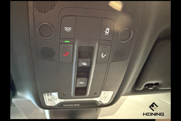 Audi Q3 45 TFSI e S edition. Pano. 2X S-Line. Apple-carplay. Blackline. 19 inch.