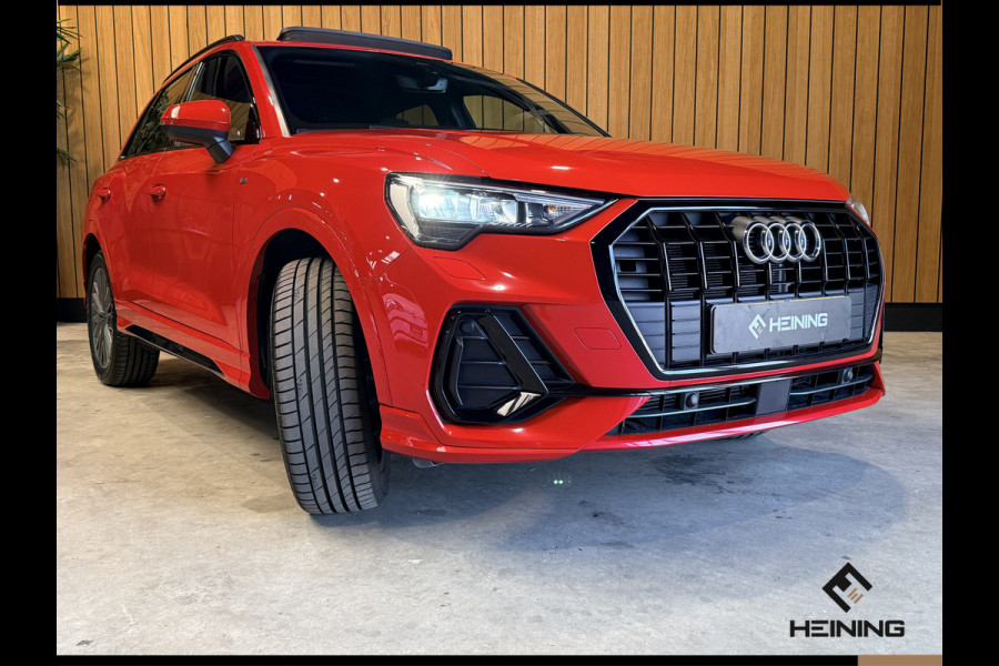 Audi Q3 45 TFSI e S edition. Pano. 2X S-Line. Apple-carplay. Blackline. 19 inch.