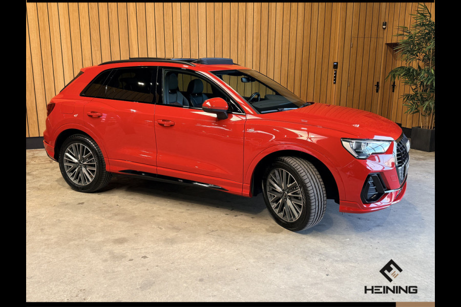 Audi Q3 45 TFSI e S edition. Pano. 2X S-Line. Apple-carplay. Blackline. 19 inch.