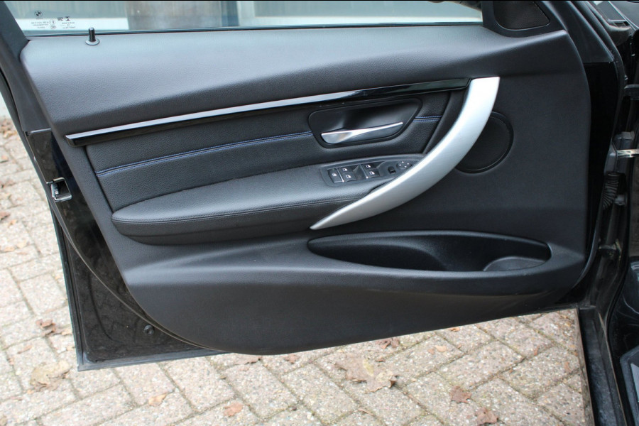 BMW 3 Serie Touring 318i M Sport Edition