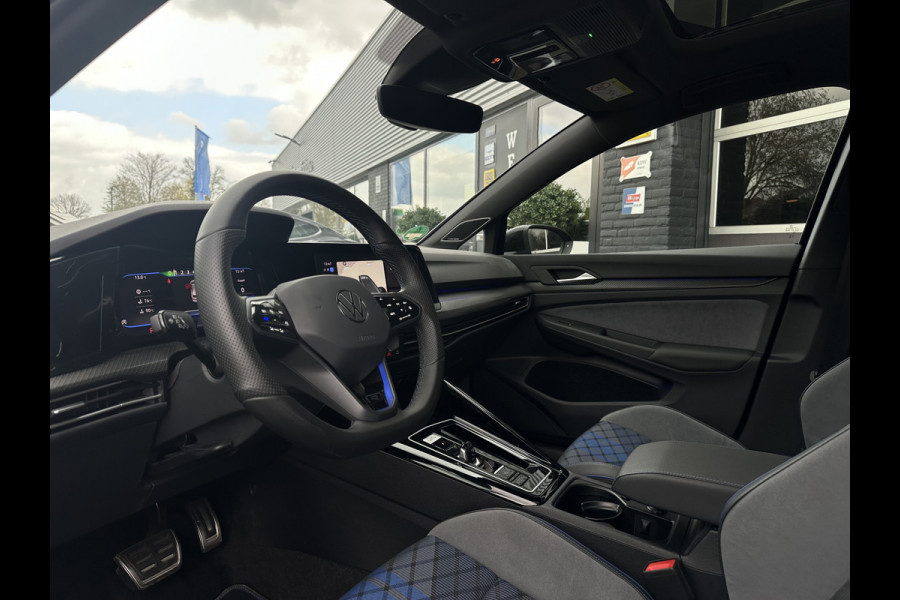 Volkswagen Golf 2.0 R 4Motion, 333 PK, Akrapovic, Head Up, H&K, Pano, 20 Jahre, IQ