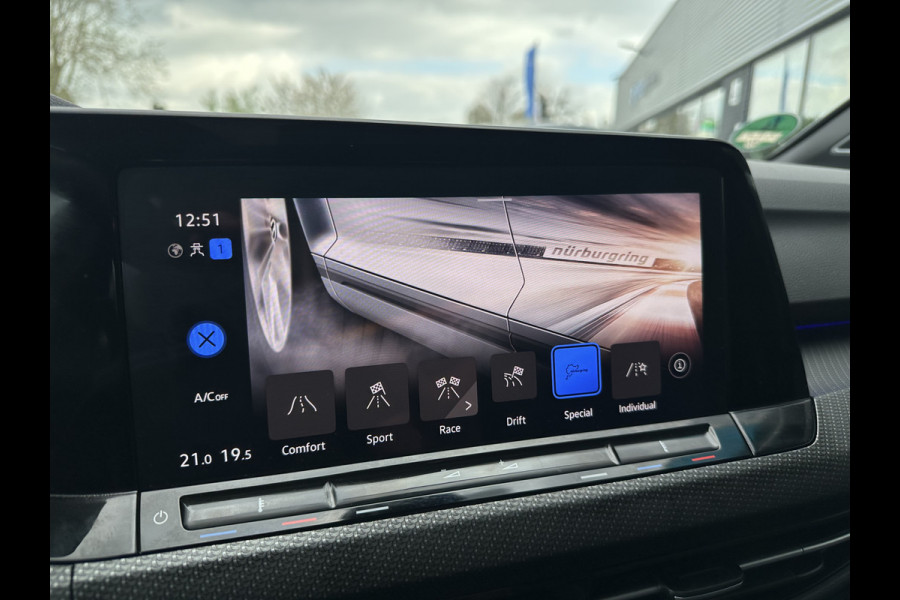 Volkswagen Golf 2.0 R 4Motion, 333 PK, Akrapovic, Head Up, H&K, Pano, 20 Jahre, IQ