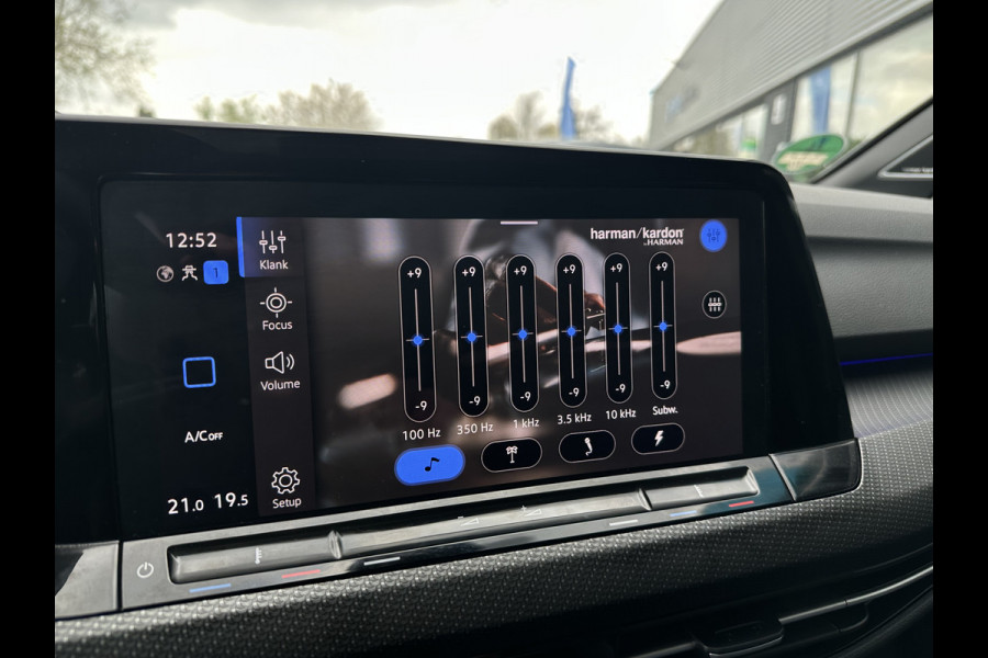 Volkswagen Golf 2.0 R 4Motion, 333 PK, Akrapovic, Head Up, H&K, Pano, 20 Jahre, IQ