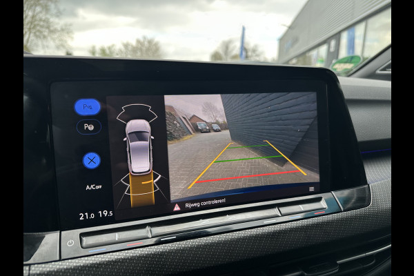 Volkswagen Golf 2.0 R 4Motion, 333 PK, Akrapovic, Head Up, H&K, Pano, 20 Jahre, IQ