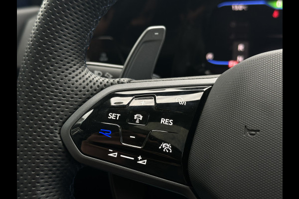 Volkswagen Golf 2.0 R 4Motion, 333 PK, Akrapovic, Head Up, H&K, Pano, 20 Jahre, IQ