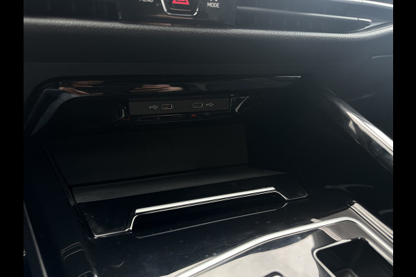 Volkswagen Golf 2.0 R 4Motion, 333 PK, Akrapovic, Head Up, H&K, Pano, 20 Jahre, IQ