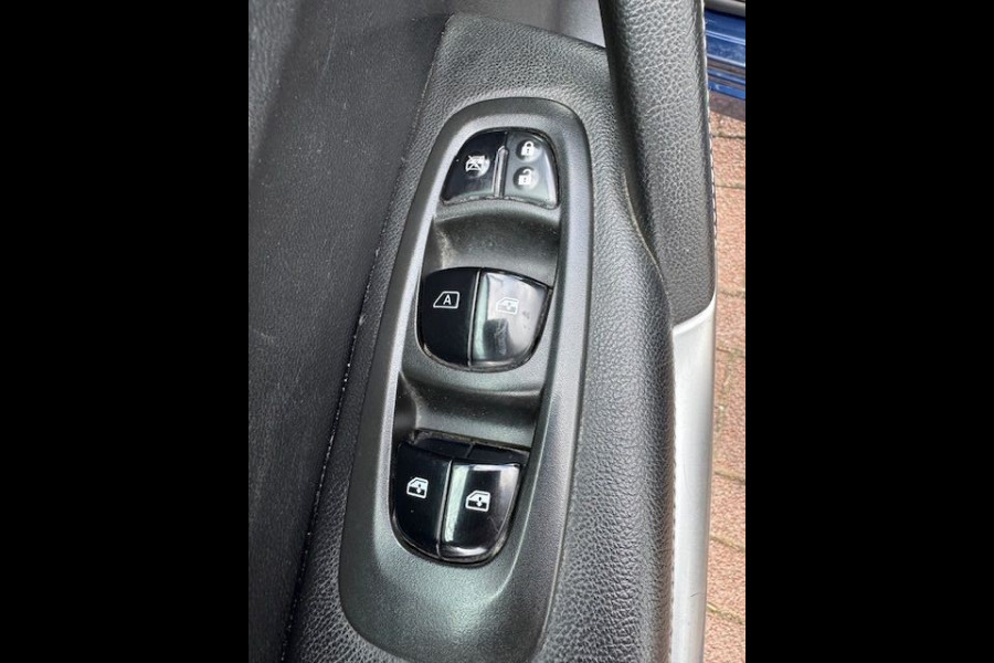 Renault Kadjar 1.2 TCe Bose Automaat Airco/ECC,Navigatie,Camera,Half Leder