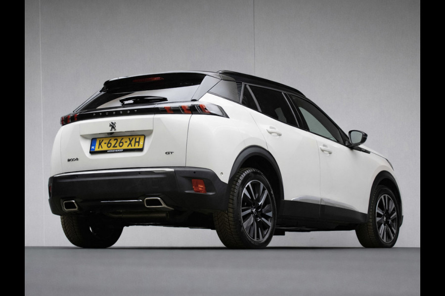 Peugeot 2008 1.2 PureTech GT Pack Sport (PANORAMADAK,APPLE CARPLAY,NAVI,CAMERA,STOELVERWARMING,GETINT,LEDER/ALCANTARA,LM VELGEN)