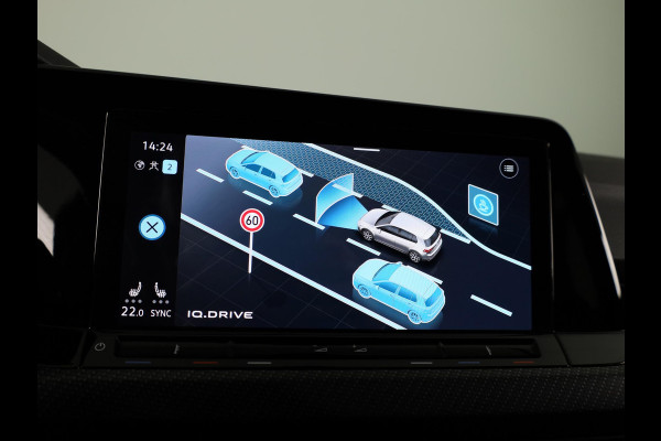 Volkswagen Golf 1.5 TSI R-Line 130 PK | LED Plus | Parkeer camera | Navigatie | Keyless entry | Stoel- en stuurverwarming |