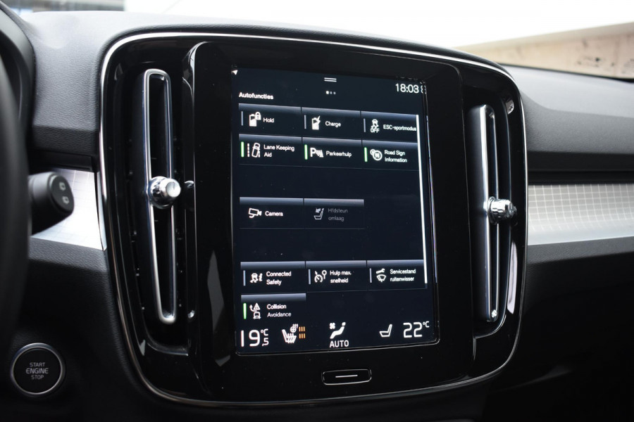 Volvo XC40 T4 211PK Automaat Plug-in hybrid Plus Bright / Navigatie / Cruise control / Harman Kardon / Stuur- & Stoelverwarming / Elektrische achterklep / Achteruitrijcamera / Elektrische stoelverst. met geheugen / Extra getint glas