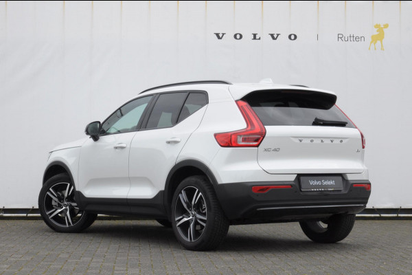 Volvo XC40 B4 211PK Automaat Plus Dark / Adaptive cruise control / Elektrische stoelen / Harman Kardon audio / Pilot assist / BLIS / Stoel en stuur verwarming / Elektrische achterklep / Parkeersensoren met camera / Google infotainment