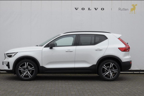 Volvo XC40 B4 211PK Automaat Plus Dark / Adaptive cruise control / Elektrische stoelen / Harman Kardon audio / Pilot assist / BLIS / Stoel en stuur verwarming / Elektrische achterklep / Parkeersensoren met camera / Google infotainment