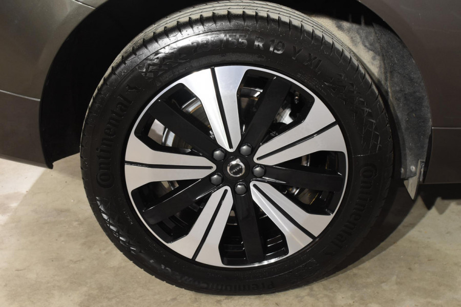 Volvo XC60 T6 340PK Automaat Plug-in Hybrid AWD Inscription / Navigatie / Elektrisch glazen schuif-kanteldak / Leder Blond / Stuur & Stoelverwarming / Elektrische achterklep / Cruise control