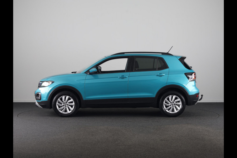 Volkswagen T-Cross 1.0 TSI Life 115 pk Automaat (DSG) | Navigatie | Trekhaak | Parkeersensoren | Achteruitrijcamera | Autom. airco | Voll. digitaal instrumentenpaneel | Stoelverwarming |