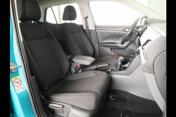 Volkswagen T-Cross 1.0 TSI Life 115 pk Automaat (DSG) | Navigatie | Trekhaak | Parkeersensoren | Achteruitrijcamera | Autom. airco | Voll. digitaal instrumentenpaneel | Stoelverwarming |