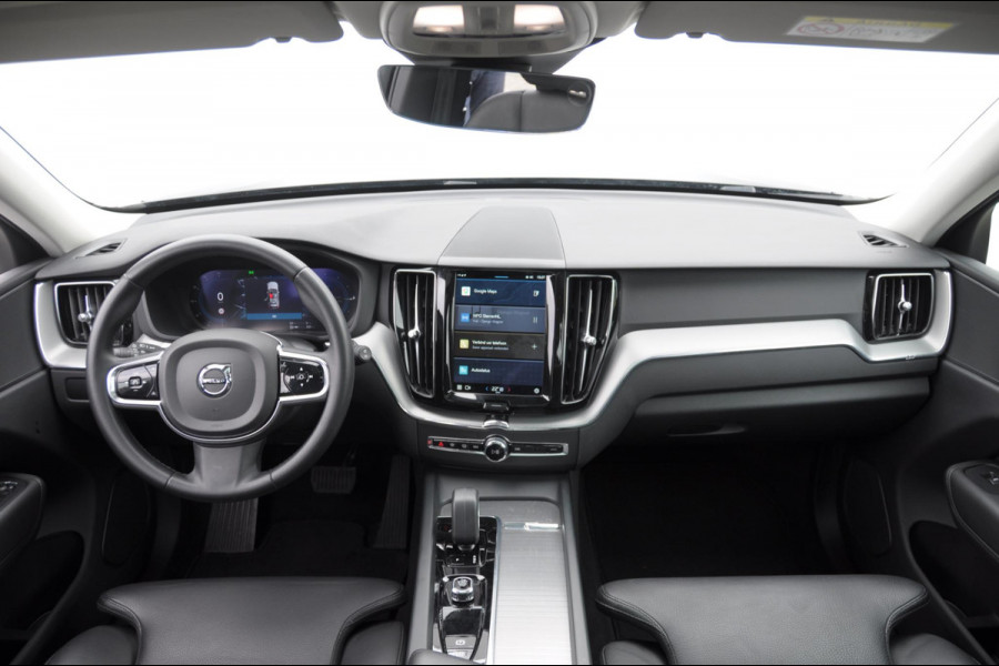Volvo XC60 T6 350PK Automaat Plug-in hybrid AWD Plus Bright Panoramisch schuif-kanteldak / Google infotainment / Lederen bekleding / Parkeersensoren voor en achter met parkeercamera / Road Sign information / Cruise Control