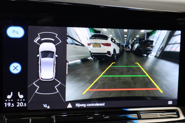 Volkswagen Golf 2.0 TSI GTI Clubsport Panoramadak Harman&Kardon Head-Up