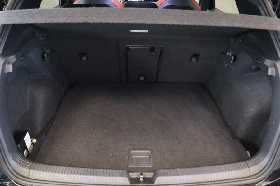 Volkswagen Golf 2.0 TSI GTI Clubsport Panoramadak Harman&Kardon Head-Up