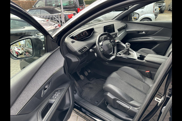 Peugeot 3008 1.2 PureTech GT Line LED|CarPlay|Dodehoek|Stoelverwarming|Trekhaak
