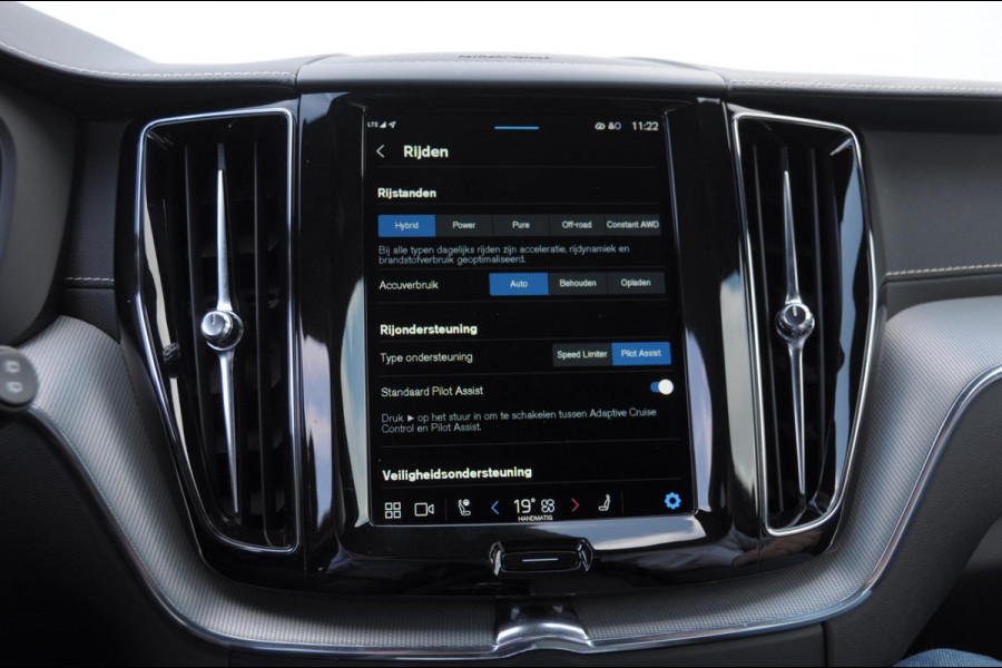 Volvo XC60 T6 340PK Automaat Plug-in hybrid AWD R-Design