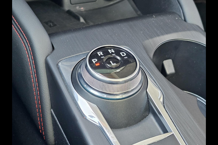 Ford Kuga 2.5 FHEV ST-Line X 190pk | Driver Assistance Pack | Winterpack | Panoramadak | Technology Pack | Geen Stekker nodig | All Season banden