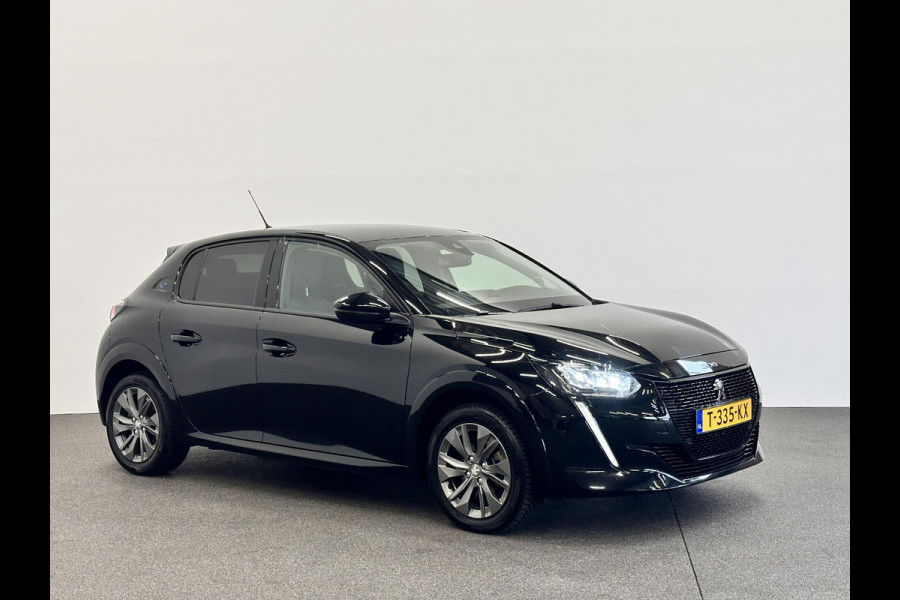 Peugeot e-208 EV Allure Pack 50 kWh 98% SOH Airco/ECC Carplay Navi Cruise Control PDC VA + Camera Full LED 16" LM Velgen