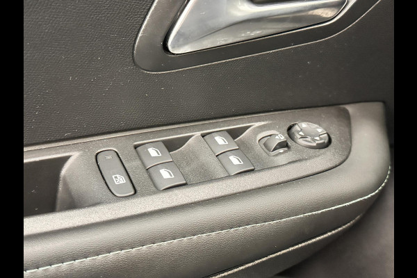 Peugeot e-208 EV Allure Pack 50 kWh 98% SOH Airco/ECC Carplay Navi Cruise Control PDC VA + Camera Full LED 16" LM Velgen