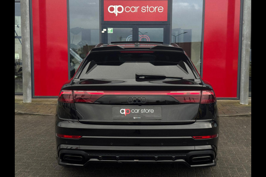 Audi Q8 60 TFSI e quattro Pro Line S Competition | RS-Seats | Panorama | Luchtvering | Softclose | BTW