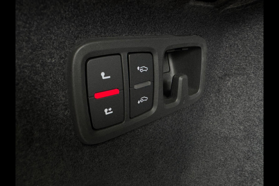 Audi Q8 60 TFSI e quattro Pro Line S Competition | RS-Seats | Panorama | Luchtvering | Softclose | BTW