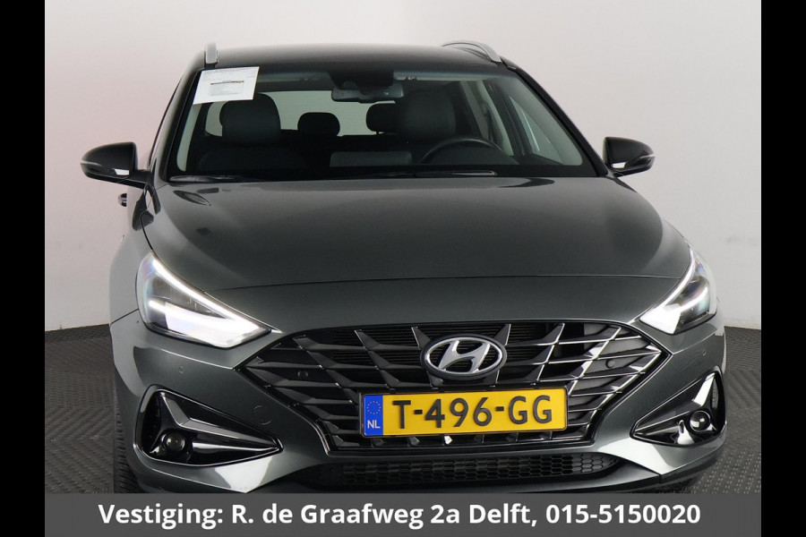 Hyundai i30 Wagon 1.5 T-GDi MHEV Premium | Stuur-/Stoelverwarming | Navigatie | Parkeersensoren voor & Achter |