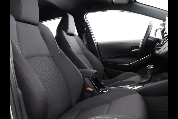 Toyota Corolla Touring Sports 1.8 Hybrid Dynamic Plus | Stuur-/Stoelverwarming | Apple Carplay & AndroidAUTO | Navigatie