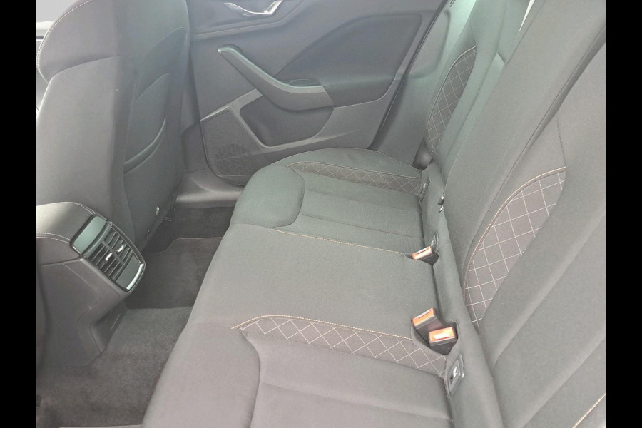 Škoda SCALA 1.0 TSI Ambition Incl. Apple Carplay/Android Auto | Cruise control | Lichtmetalen velgen 16"